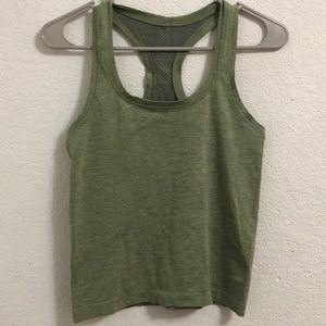 Lululemon short workout tank